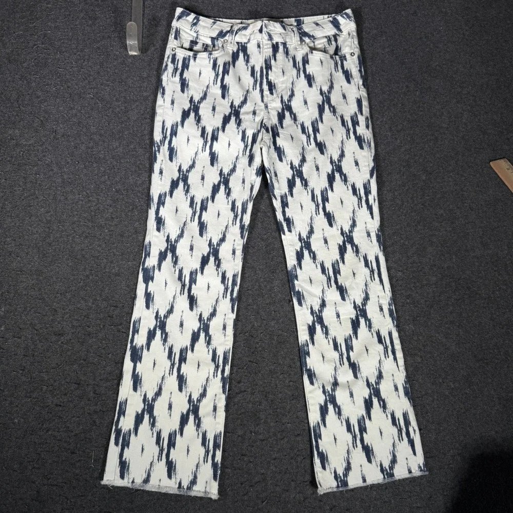 Free People Ikat Print Jeans Women's 28 Abstract Pattern Raw Hem‎ Boho Denim